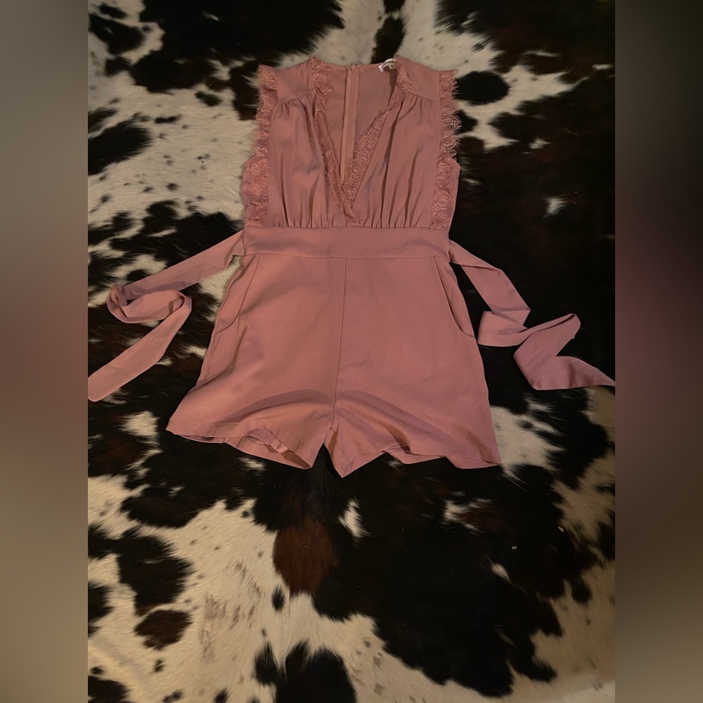 Newbury Kustom Mauve fringed Detail romper